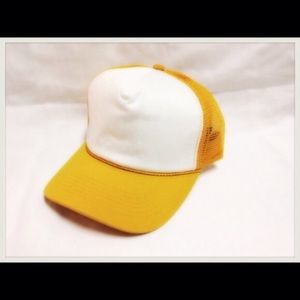 American Apparel Vintage style Trucker hat…